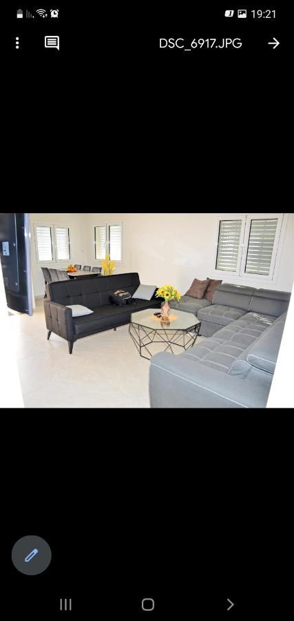 Suit November Majdal Shams Exterior foto